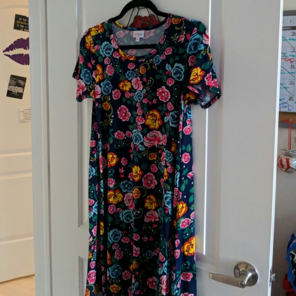 LuLaRoe Carly